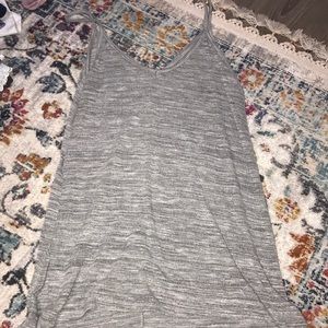 long grey tank! 🌫